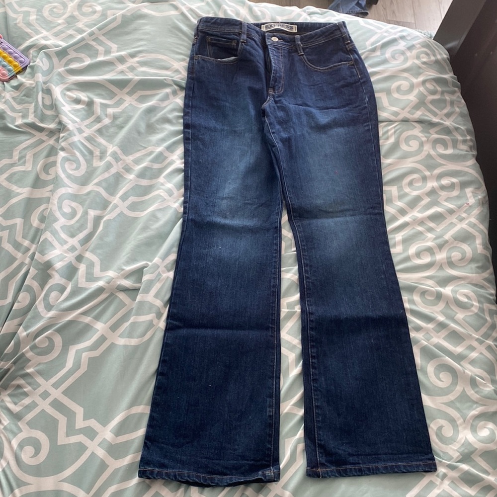 Express 11/12 L (precision fit stretch fit and flare)